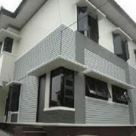 Guesthouse Durentiga Yakarta Exterior foto